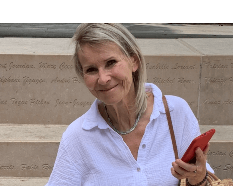 Lisa R.,